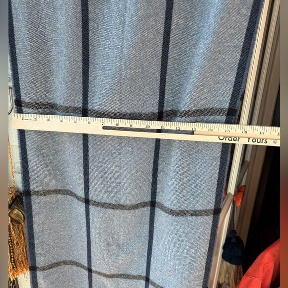 Colombo 100% Cashmere Scarf Blue Gray Windowpane Italy Fringe 72x25”) - Picture 10 of 11